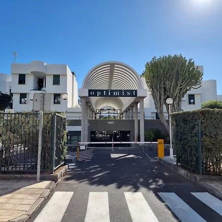 Casa Palmera 2 Only 150 Meters To The Beach, Heated Pool, Wifi, Sat-tv, Terrace, Location, Washing Machine Lägenhet *