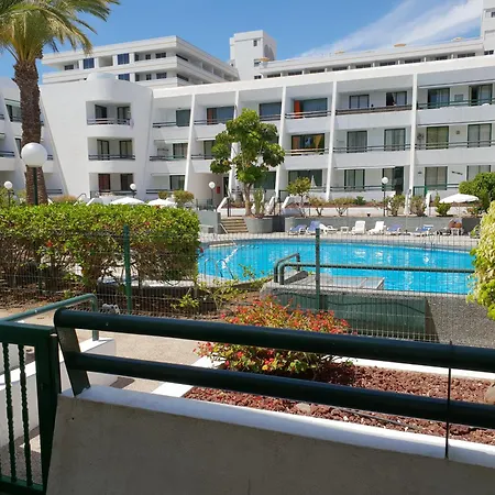 Casa Palmera 2 Only 150 Meters To The Beach, Heated Pool, Wifi, Sat-tv, Terrace, Location, Washing Machine Lägenhet *