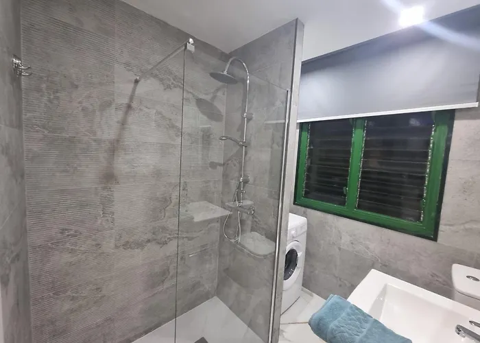 Casa Palmera 2 Only 150 Meters To The Beach, Heated Pool, Wifi, Sat-tv, Terrace, Location, Washing Machine *