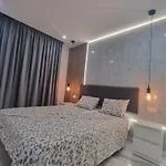Casa Palmera 2 Only 150 Meters To The Beach, Heated Pool, Wifi, Sat-tv, Terrace, Location, Washing Machine Apartmán