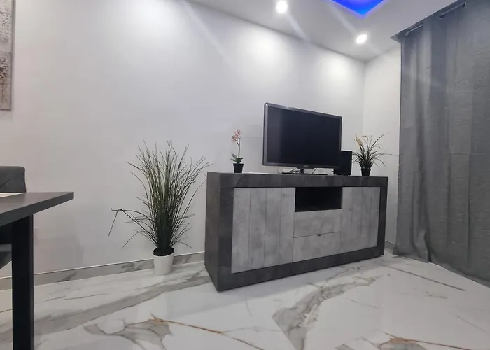 Casa Palmera 2 Only 150 Meters To The Beach, Heated Pool, Wifi, Sat-tv, Terrace, Location, Washing Machine *