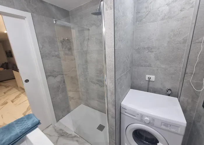 Casa Palmera 2 Only 150 Meters To The Beach, Heated Pool, Wifi, Sat-tv, Terrace, Location, Washing Machine