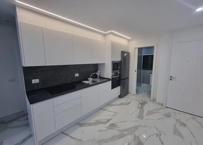 Casa Palmera 2 Only 150 Meters To The Beach, Heated Pool, Wifi, Sat-tv, Terrace, Location, Washing Machine Appartamento