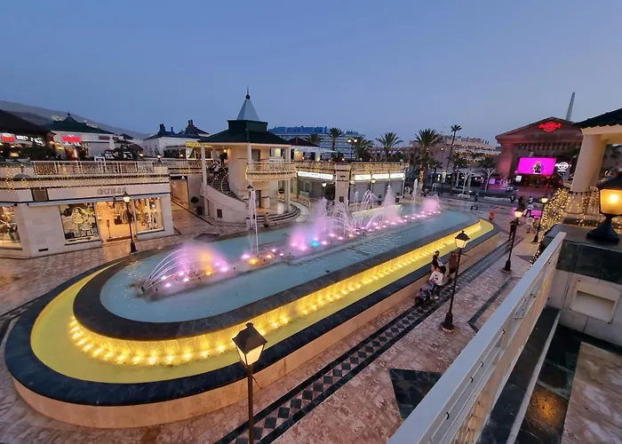 Casa Palmera 2 Only 150 Meters To The Beach, Heated Pool, Wifi, Sat-tv, Terrace, Location, Washing Machine Playa de las Américas